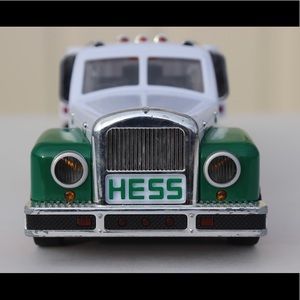 Hess 2002 Truck